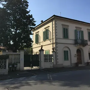 Relais *** Lucca