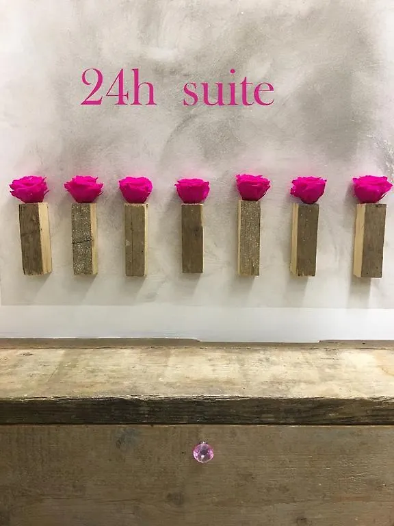 24H Suite Лукка Гостевой дом